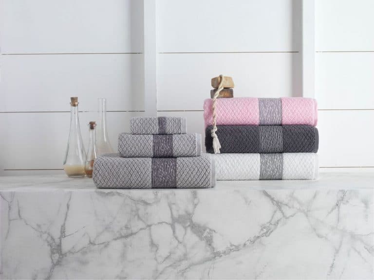 https://deliciouslysavvy.com/vague-turkish-bath-towels-from-enchante-home-luxurious-stylish-towels-for-your-home-enchantehomeny-smgurusnetwork/enchante2/