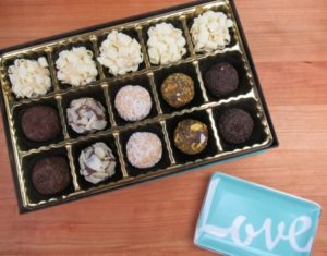 tiny B Chocolate Love Tray + Medium Box Giveaway