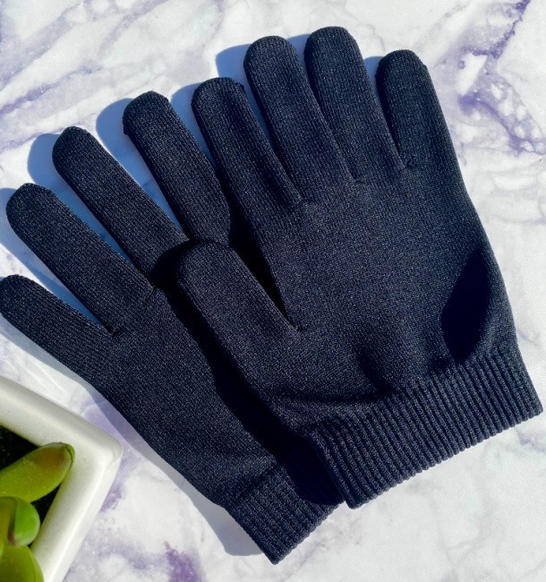 My Savvy Review Of NatraCure's Intense Hydrating Gloves ~ Deliciously Savvy